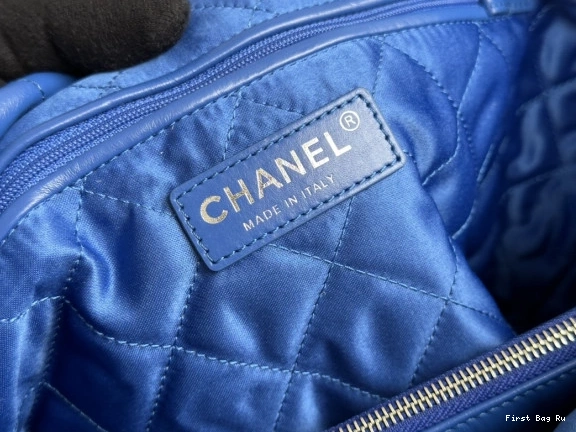 First Bag Ru CHANEL 22 HANDBAG SMALL 0716